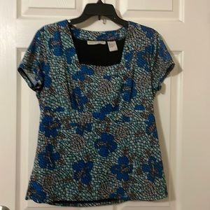Women’s Size Large, Requirements Blue, Turquoise and Gray Blouse